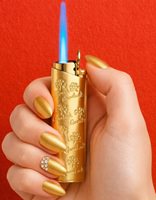 Gas lighter anvendt til grill eller stearinlys